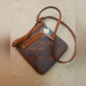 Dooney and Bourke Purse EUC